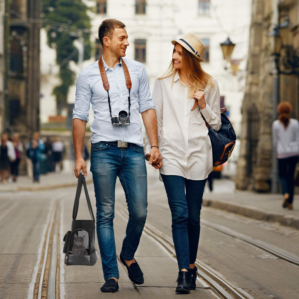 Johomviin airline-approved soft-side carrier top handle for travel convenience