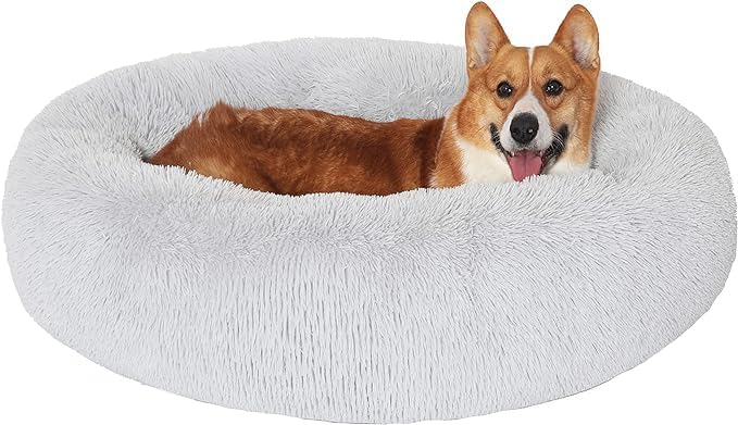 JOLLYVOGUE donut bed close-up with plush fur for cozy warmth