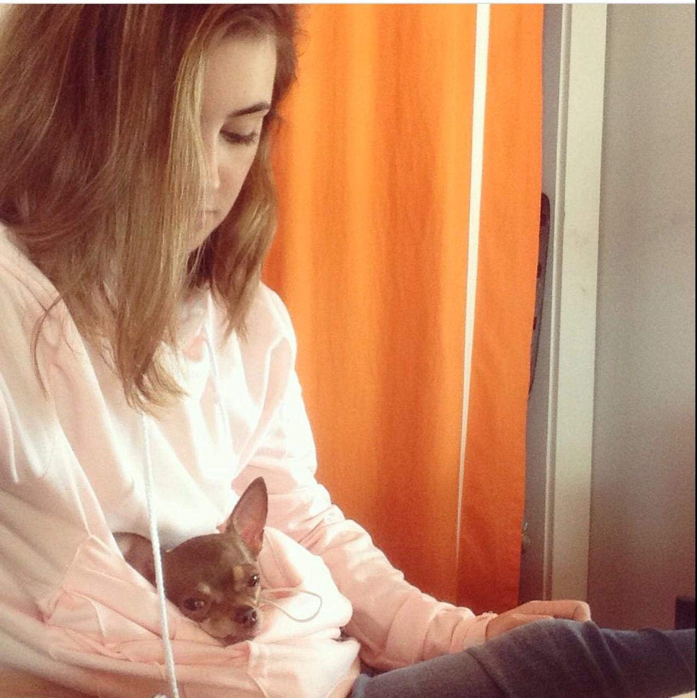 Jomago pet-carrier hoodie side pockets ideal for phone and keys.