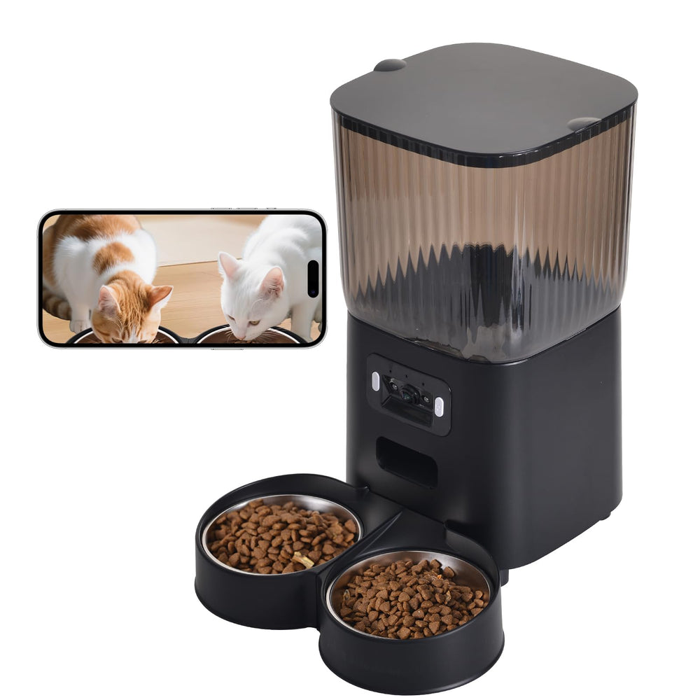 Junbec-Pet automatic cat feeder front view highlighting its sleek black design and 5L storage.