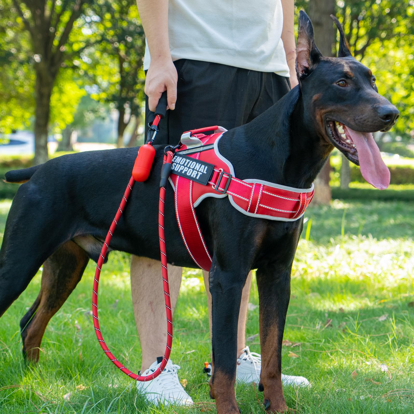 JUSTYEZI neck padded service dog vest for comfortable daily wear.