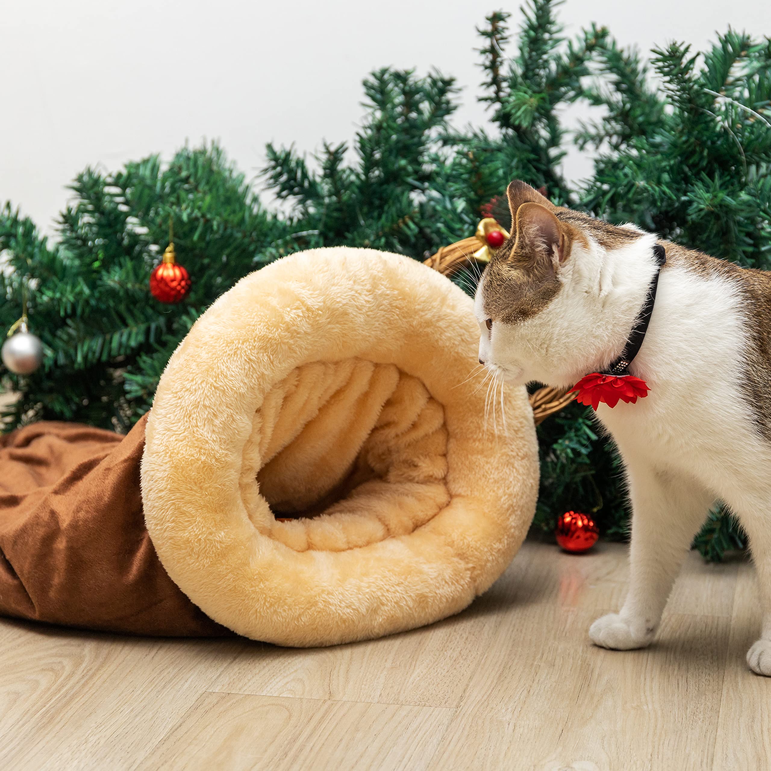 JVVGPET cat cave bed washable-materials ensures simple cleaning after playtime