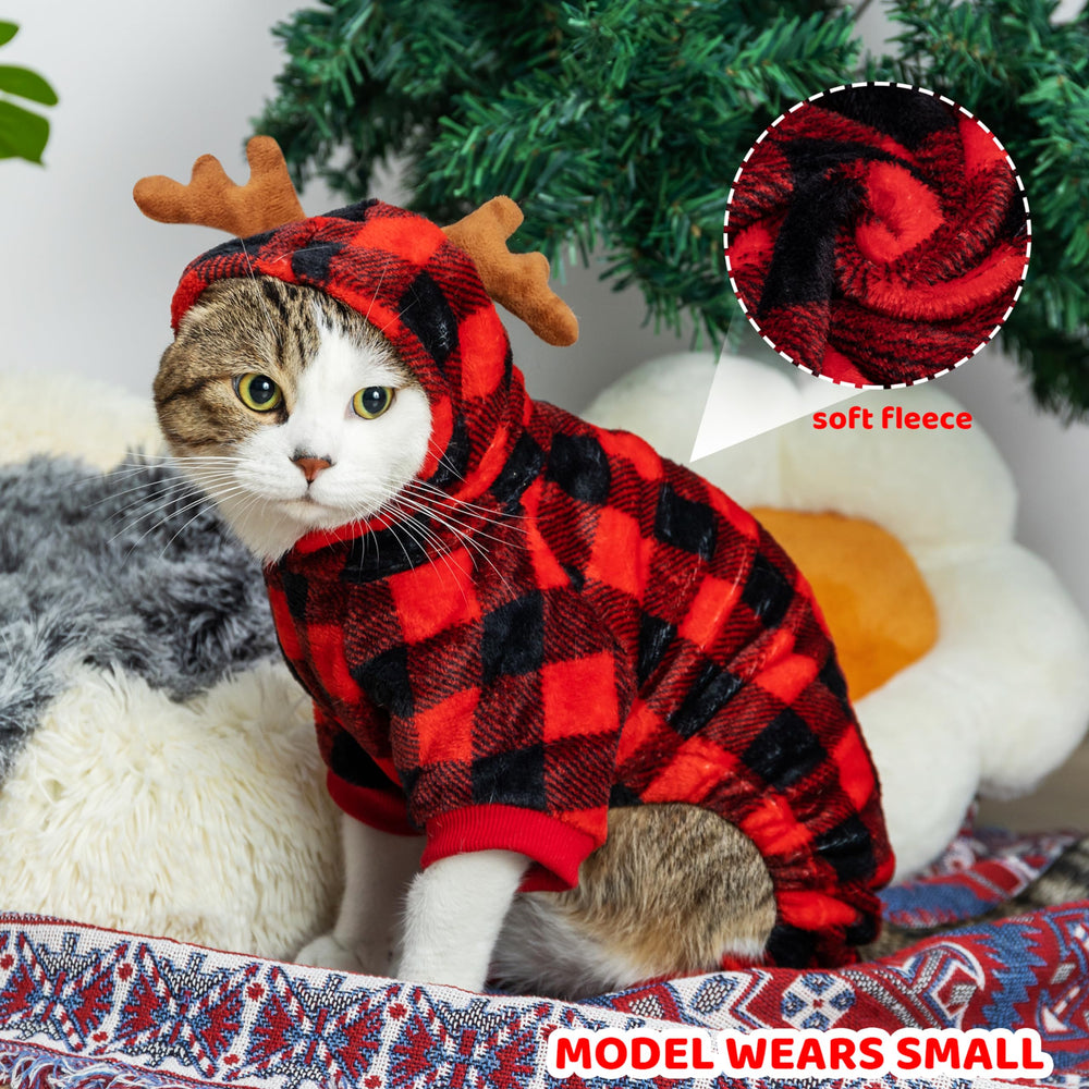 JVVGPET plush fabric close-up emphasizes soft warmth and shine