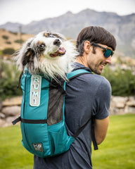 K9 Sport Sack Trainer easy-on-off-design simplifies quick wear.