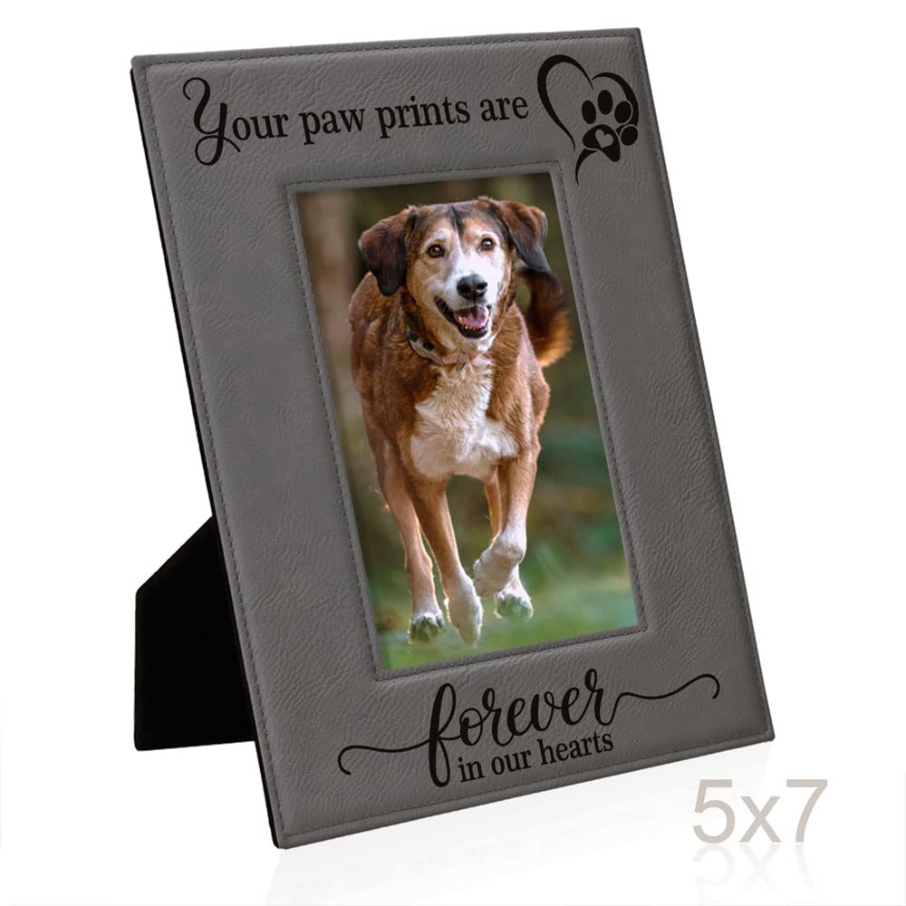 KATE POSH wall-mount clips offer versatile display options.