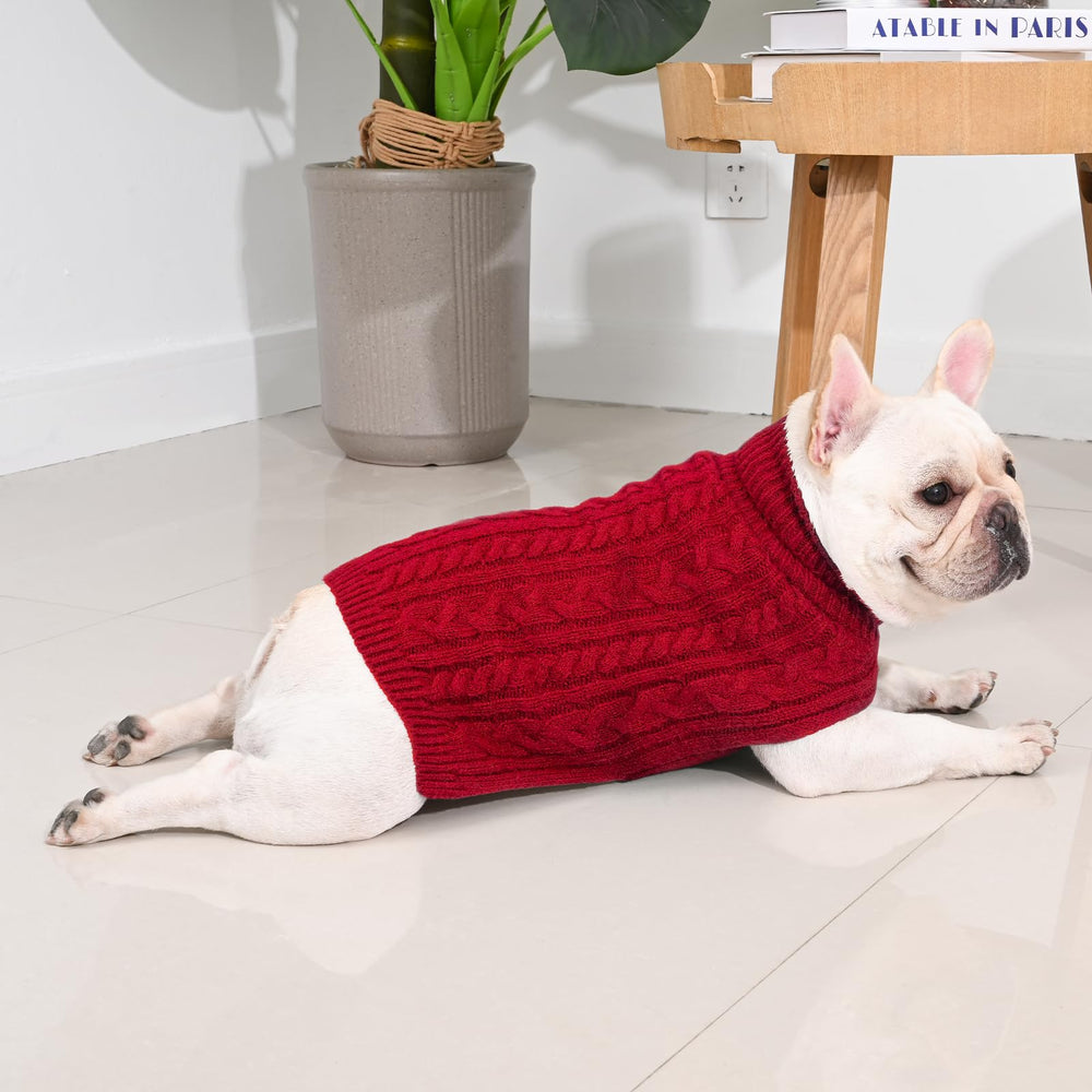 KCFESTIHUE two-pack display emphasizes versatile outfits and easy care