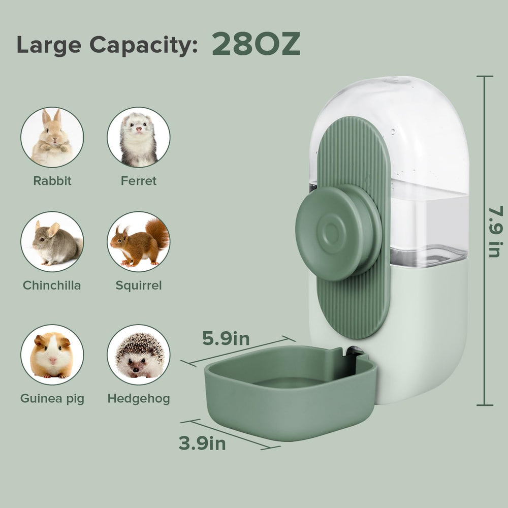 Kenond 800ml capacity water bottle keeps pets hydrated for days.
