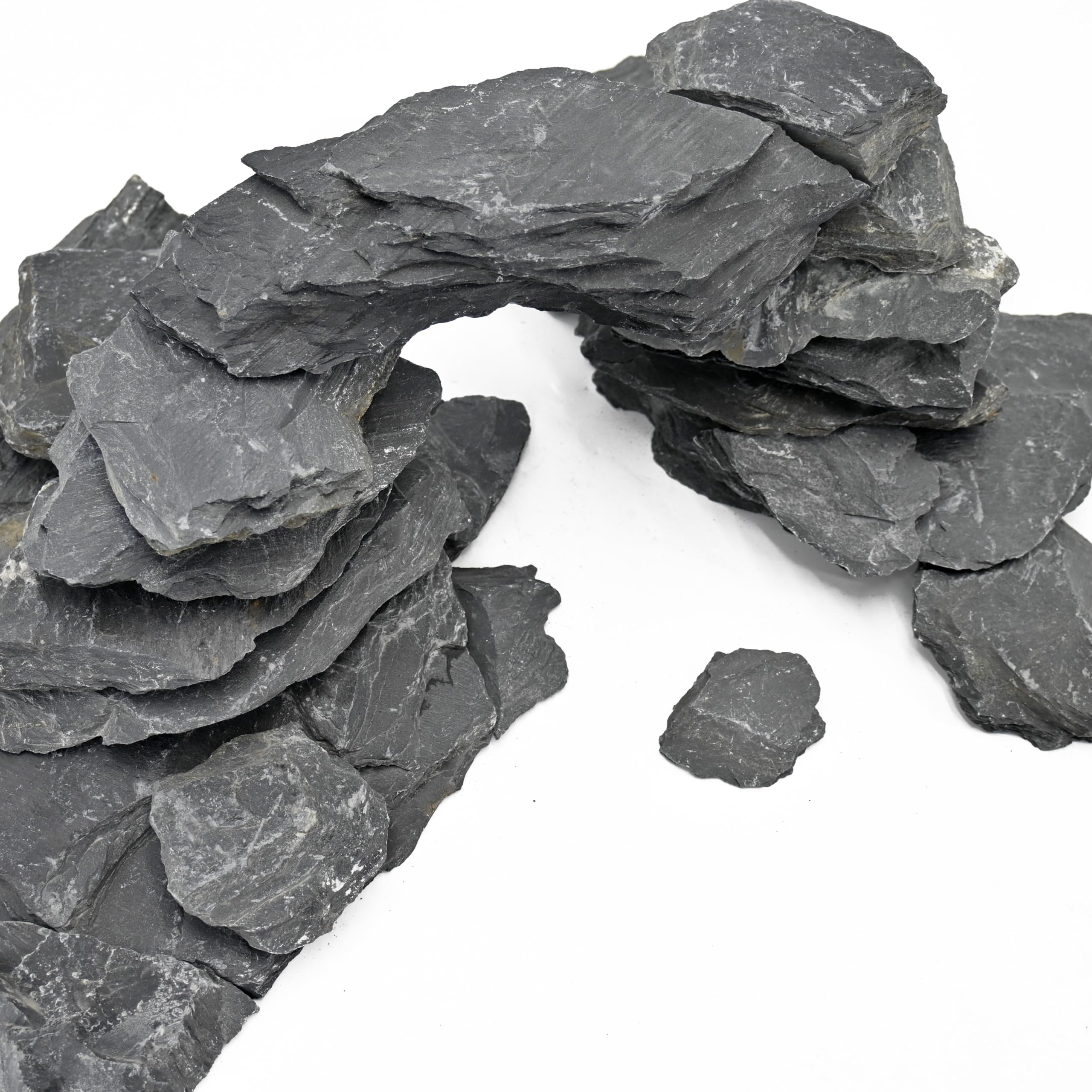 KINGRUI 5lb slate rock pieces offer assorted shapes for building caves and waterfalls