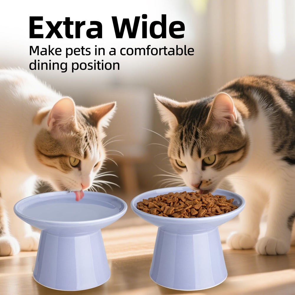 KITCHENLESTAR raised-design bowl helps older cats eat without excessive bending.