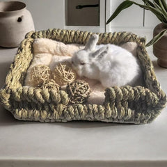KitKni Natural Seaweed Pet Bed side view highlights sturdy construction