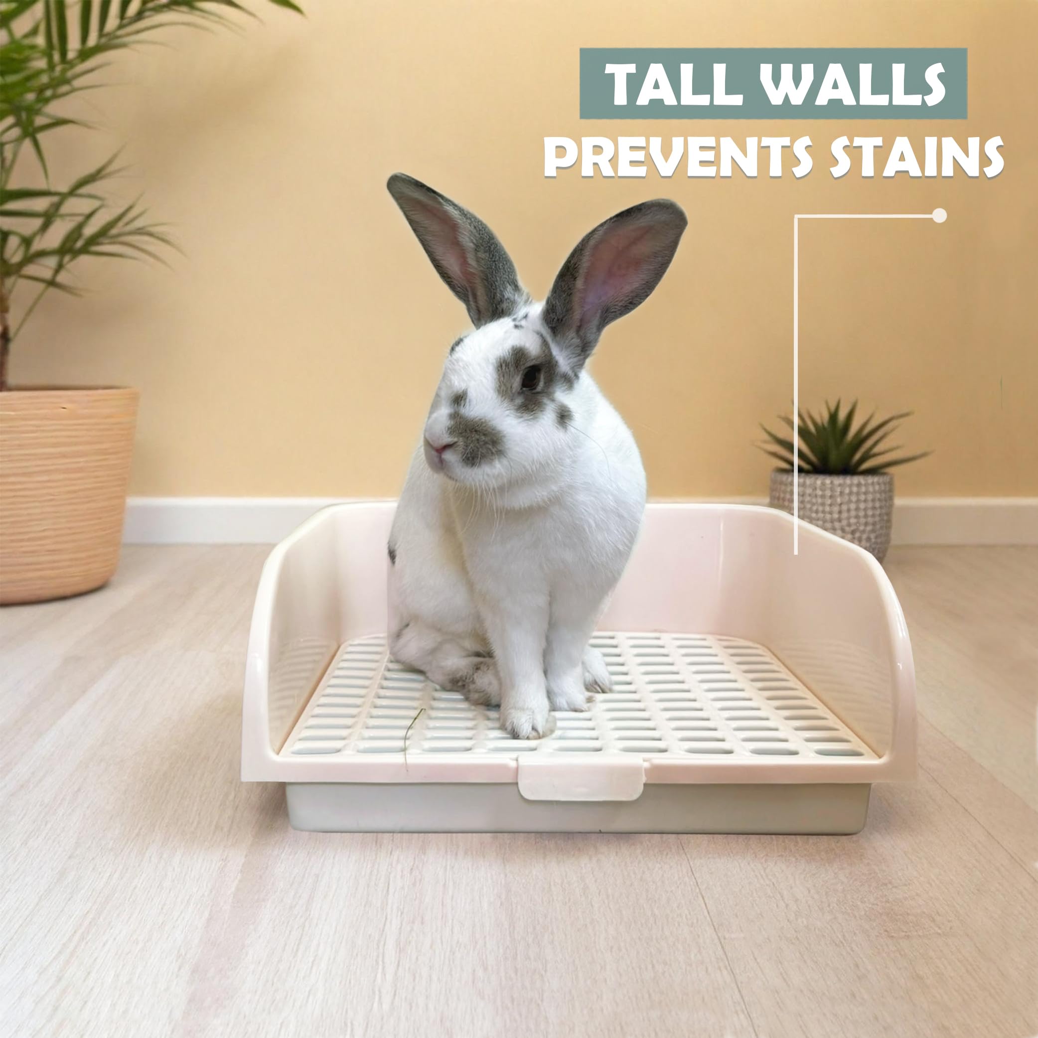 Kiwi & Mora rabbit litter box safety grid protects paws and promotes hygiene.