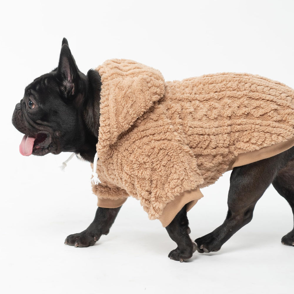 KOOLTAIL hoodie’s belly-cut design eases potty breaks during walks.