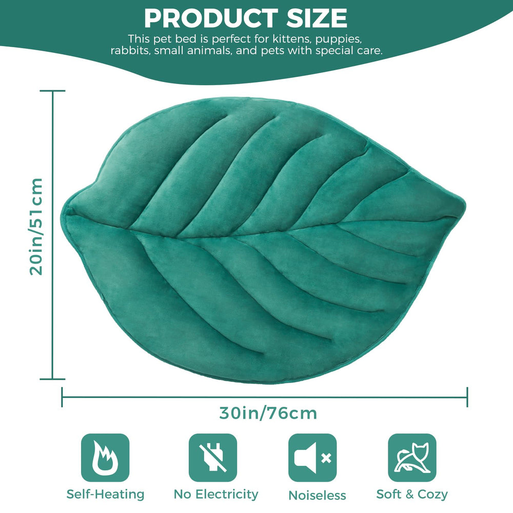 KOOLTAIL reversible design with velvet side offers seasonal warmth for pets.