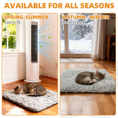 KOOLTAIL self-warming bed foil-lined interior highlights heat-reflecting design.