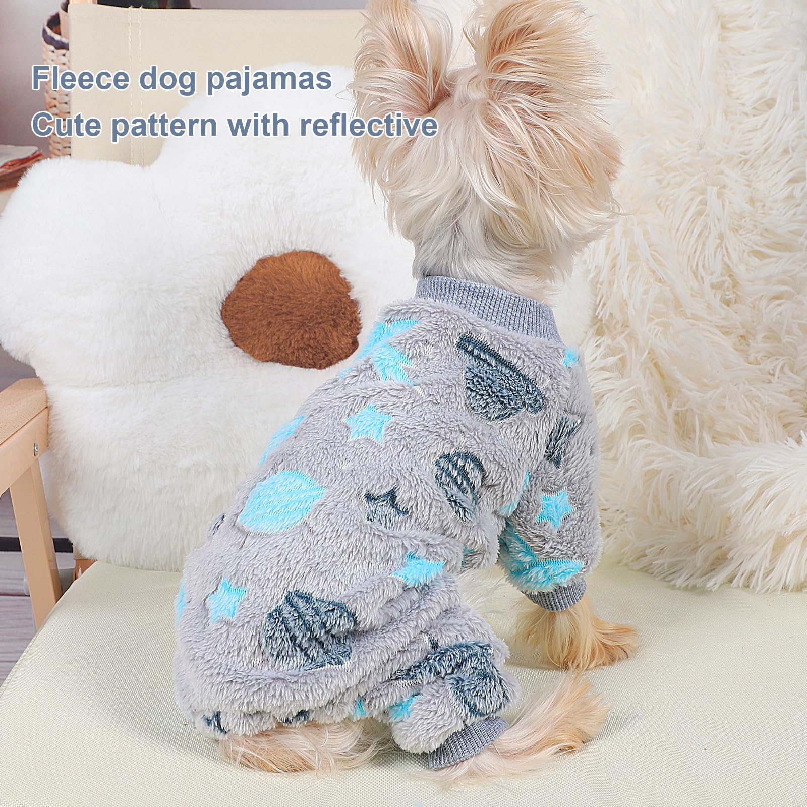 Kosiyi dog sweater helps keep furnishings cleaner with shed-minimizing fit.