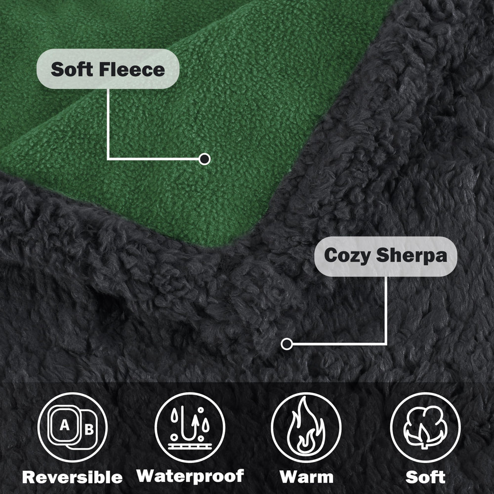 Kritter Planet bed-cover on bed shows full coverage and cozy feel.