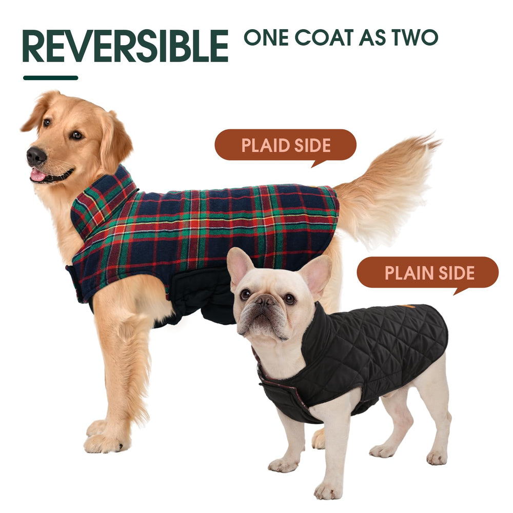 Kuoser dog coat back with leash hole detail for secure leash attachment.