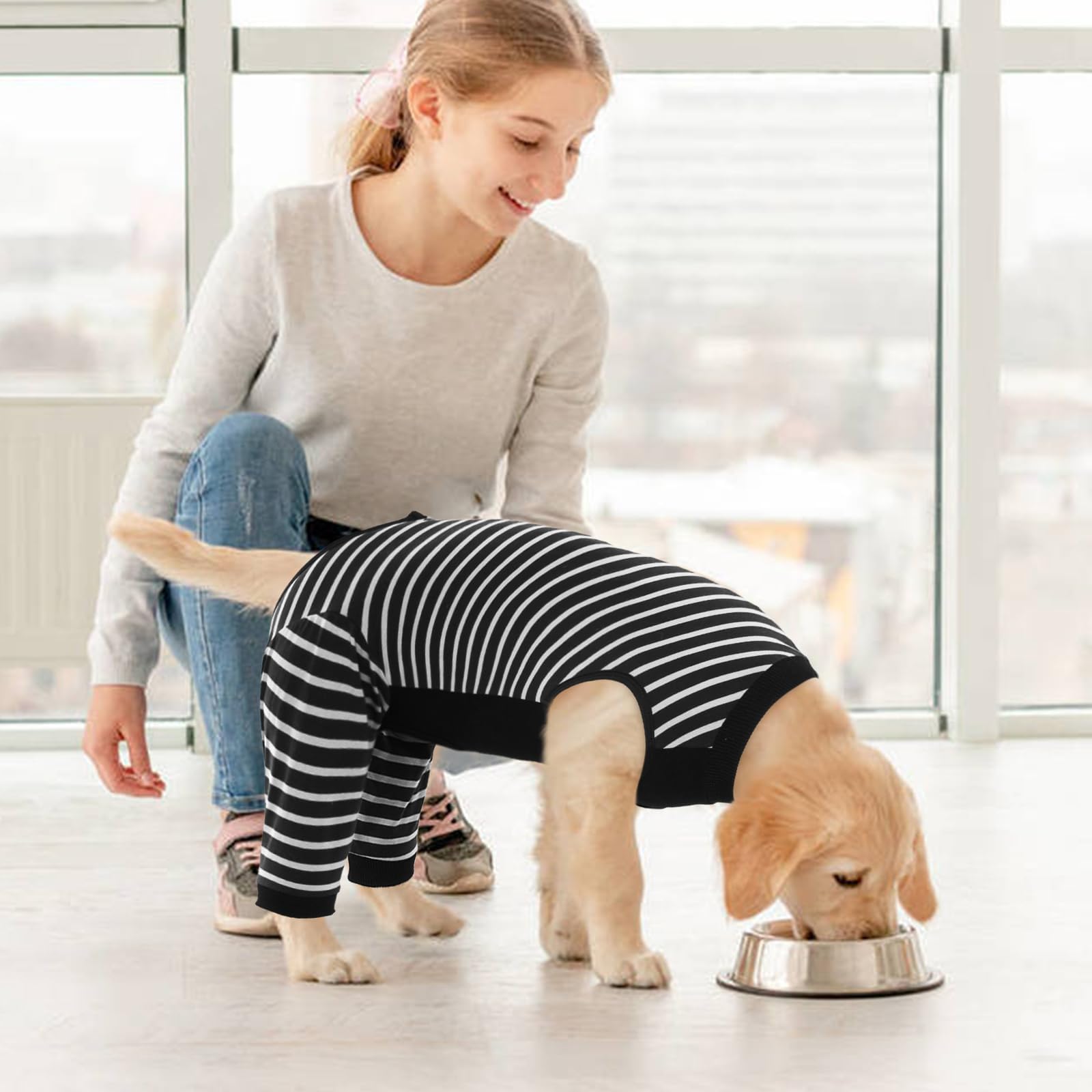 Kuoser cone-alternative comparison image shows licking-prevention option for pets