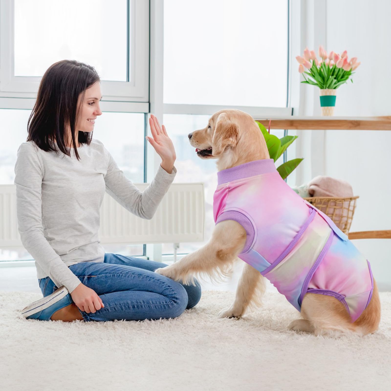 Kuoser Recovery Suit neck edge offers gentle comfort during wear.