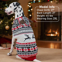 Kyeeese leash-hole design enables easy leash attachment during walks.