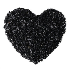 LAIDANLA Obsidian crystal aquarium gravel close-up showing glossy irregular chips for tank decor