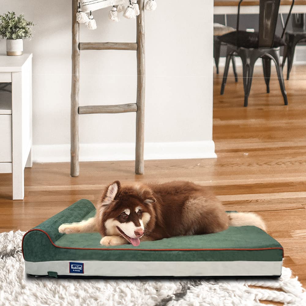 Laifug memory foam layer close-up reveals contouring support for tired muscles.