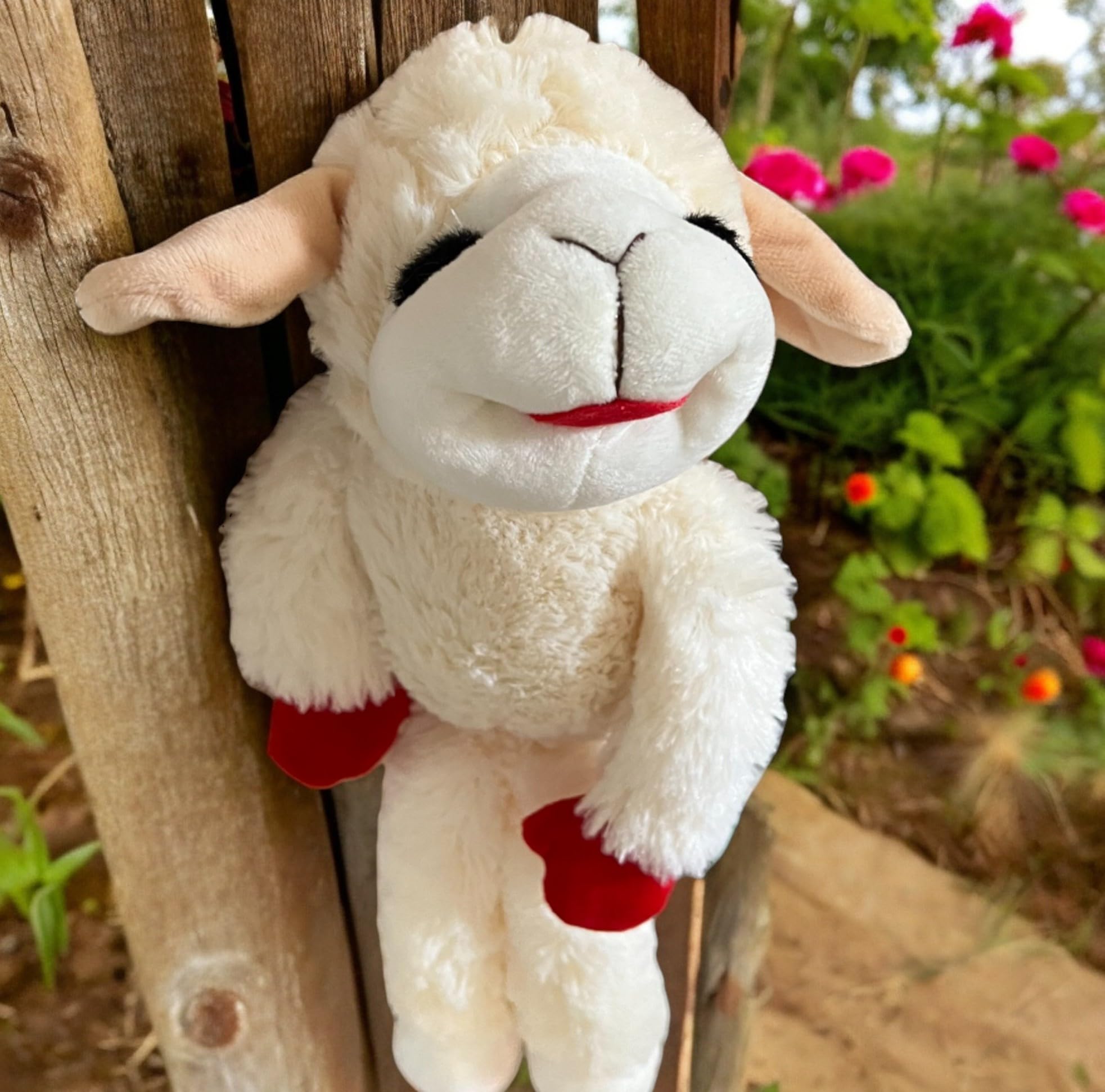 Lamb Chop juguete interactivo con sonajero para estimulación mental