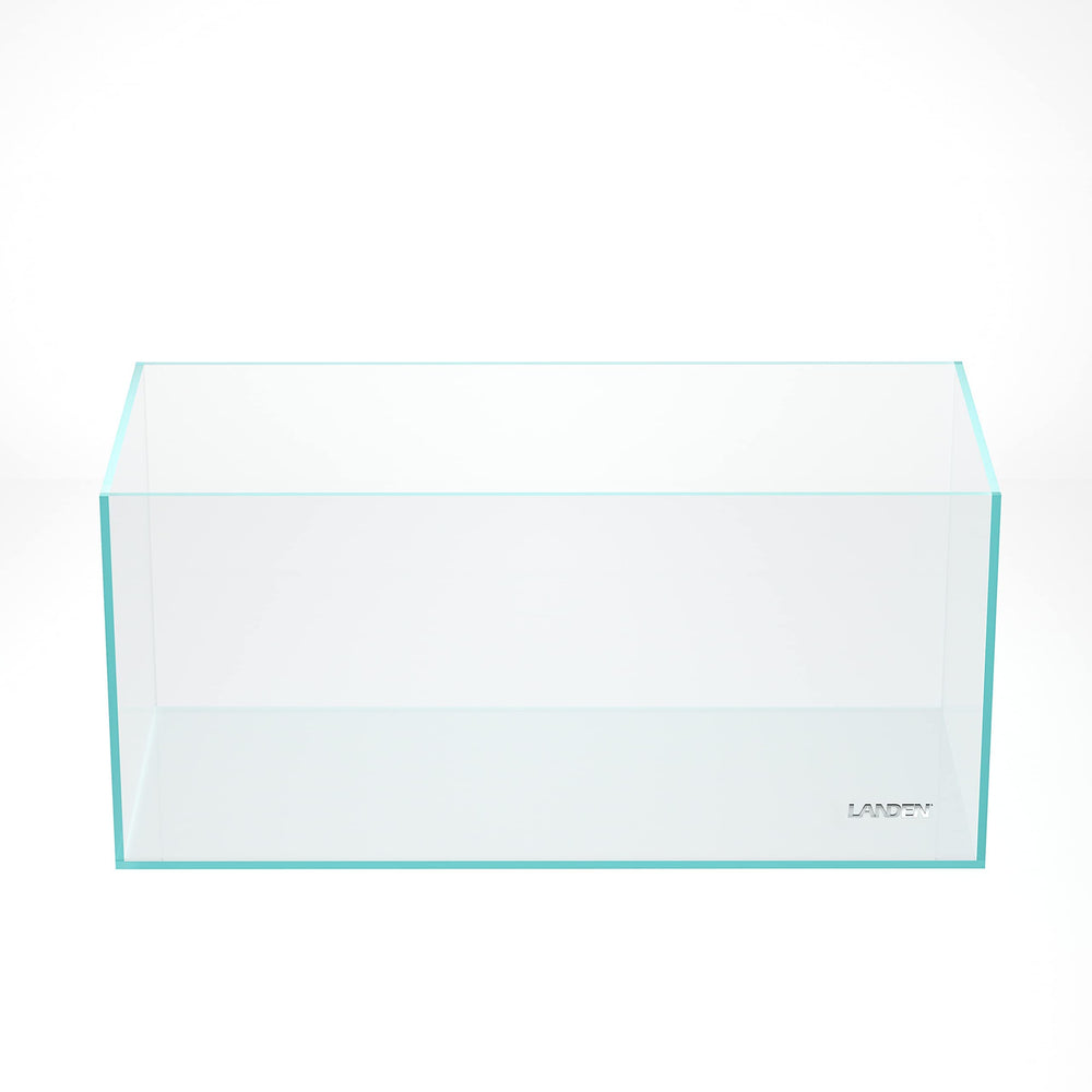 Landen 100P rimless aquarium front view shows bezel-less immersion and broad viewing angles