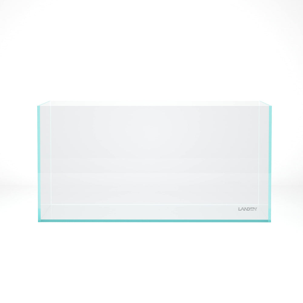 LANDEN 90P rimless tank side view highlights generous proportions for versatile aquascapes.