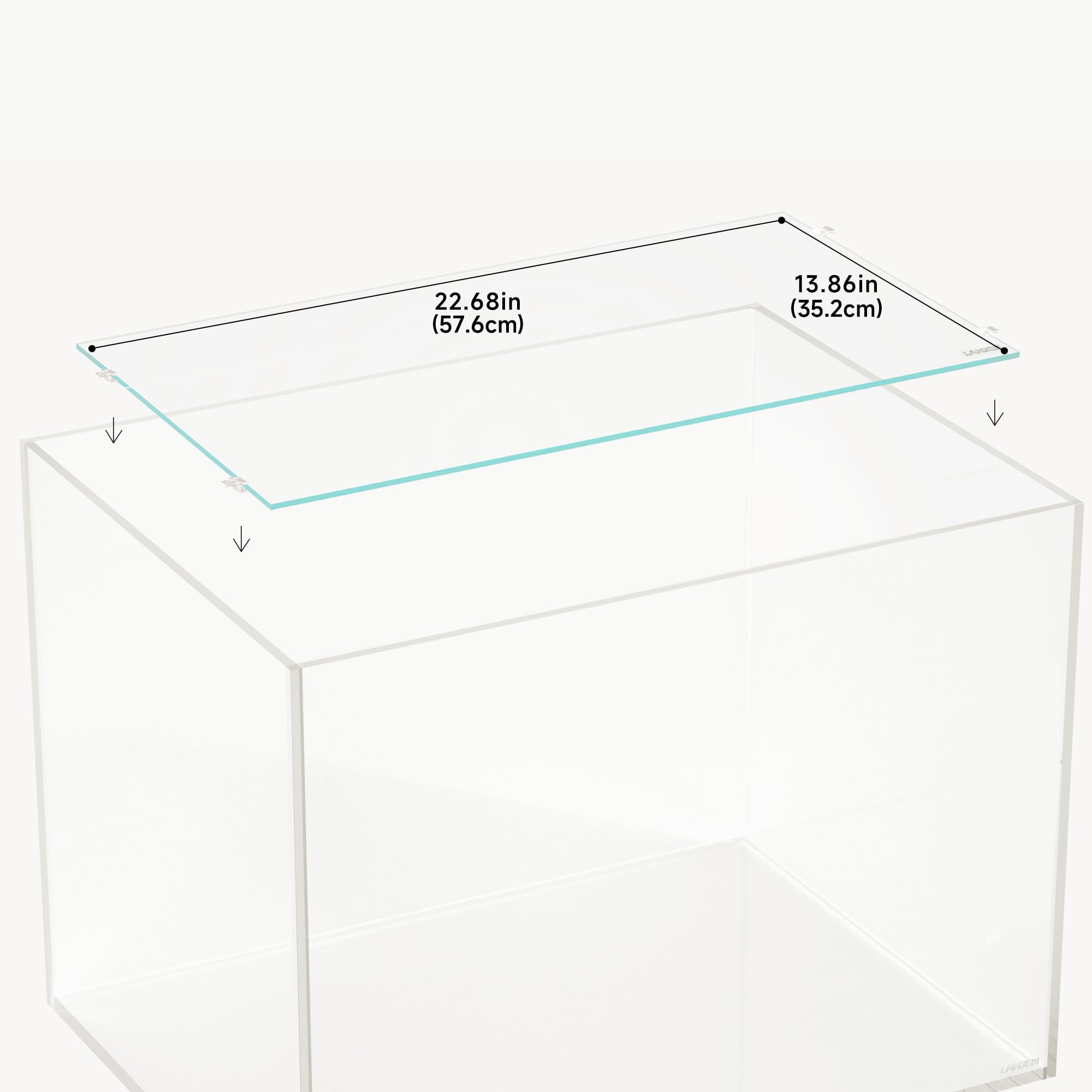 LANDEN protective packaging and anti-collision carton safeguard glass during transit.
