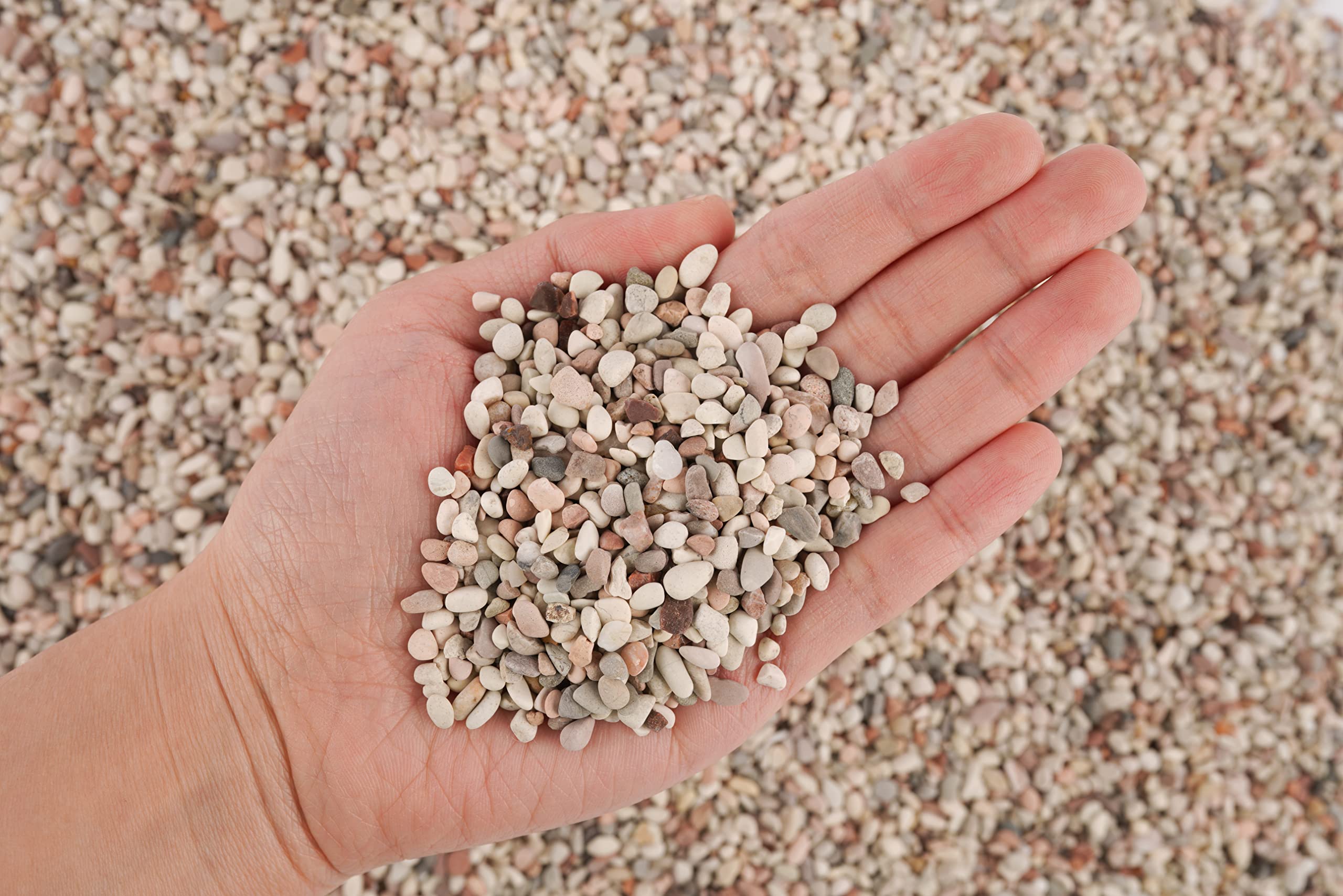 LANDEN Betanu aquascape sand closeup texture highlights grain detail for realistic tank scenery.