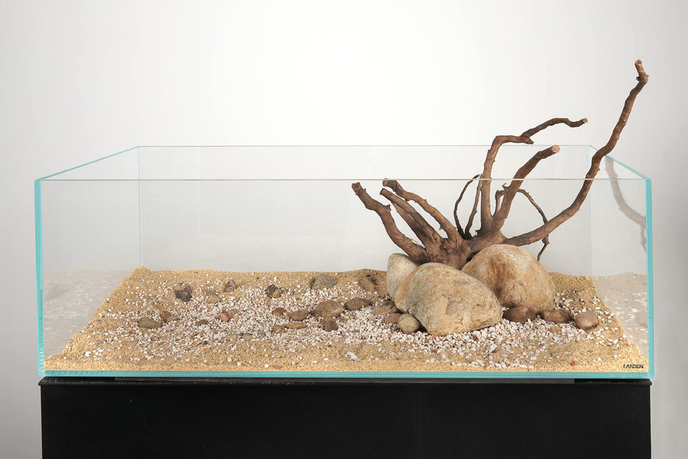 The LANDEN Betanu Aquascape Sand light-color enhances contrast for aquatic plants and decor.