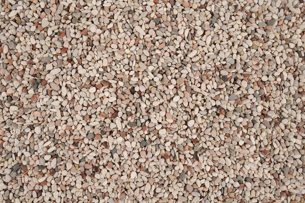 LANDEN Betanu sand's light color adapts to themes like lakes or oceans.