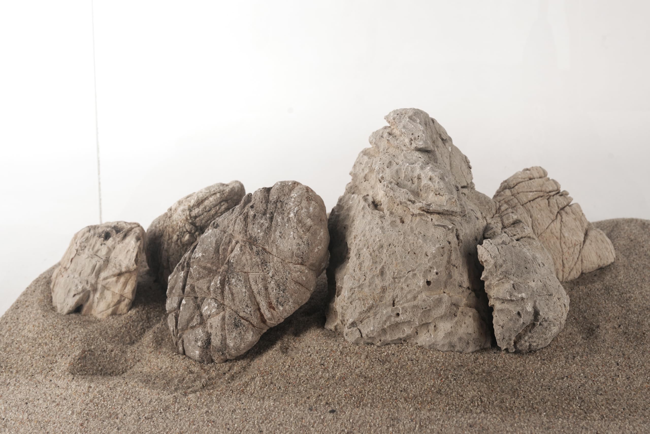 LANDEN Elephant Skin Stone collection-shot highlights seven-piece set versatility