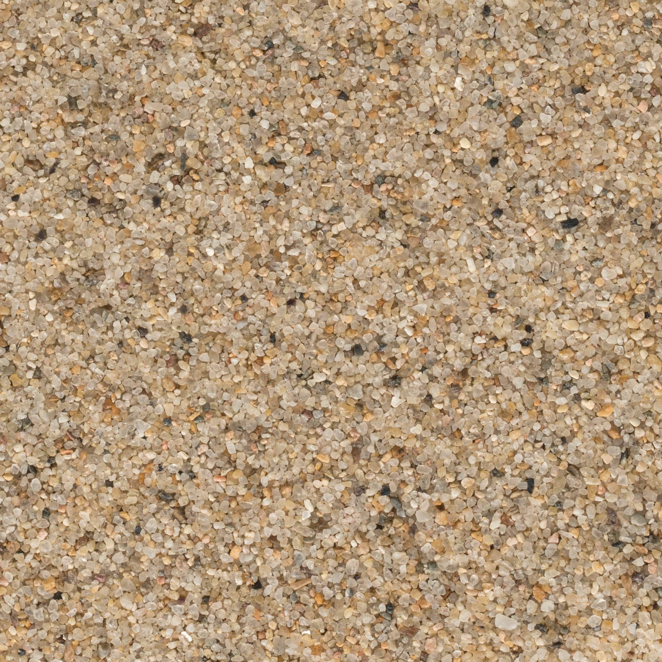 LANDEN Namale 60L tank usage illustrates even pavement with appropriate grain.