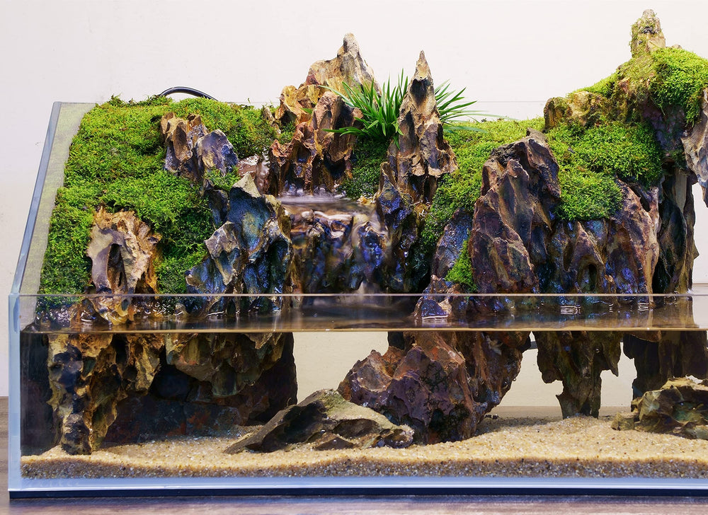 LANDEN Namale sand compatible with freshwater and blackwater tanks.