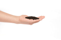LANDEN THRIVA porous pellet structure supports beneficial bacteria in the aquarium.