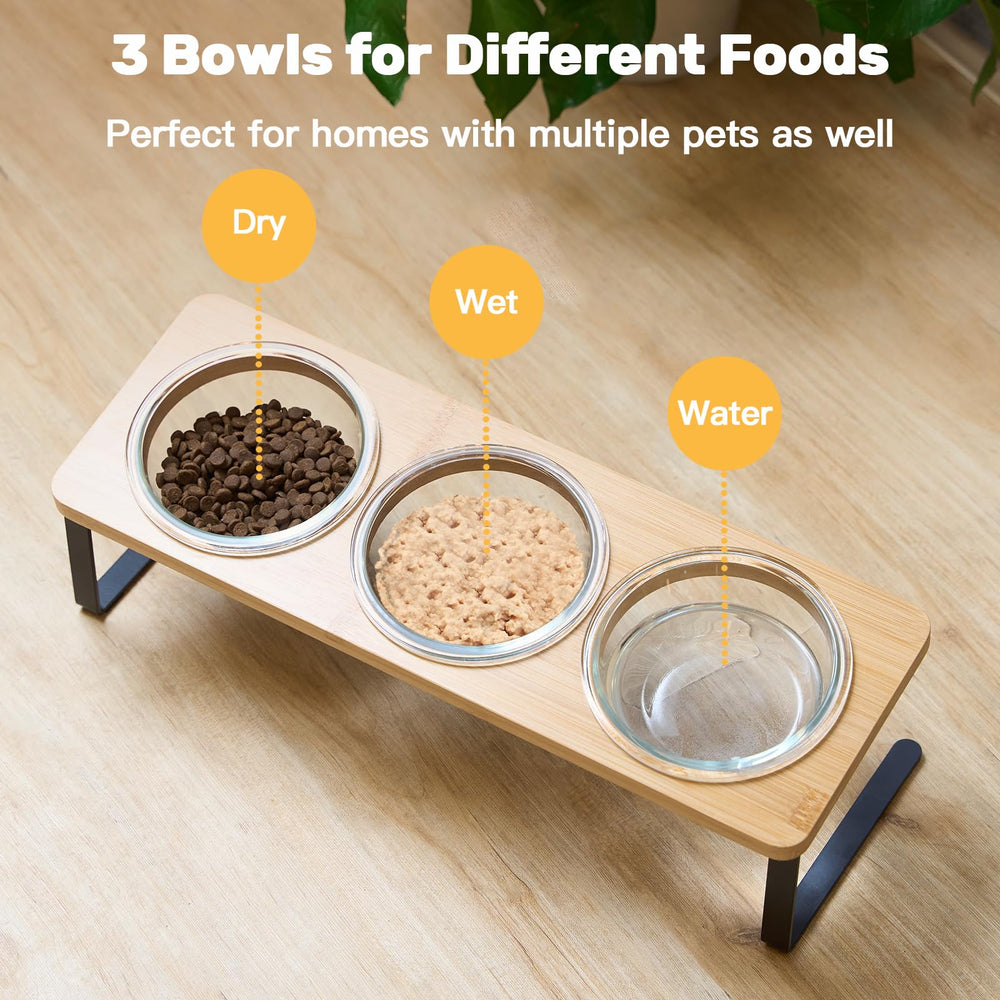 Lawfery three bowls for water, dry, and wet food to organize meals.
