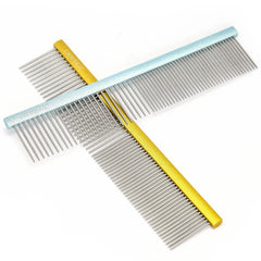 LBMBAIC rust-proof metal comb for dogs and cats lasts longer.