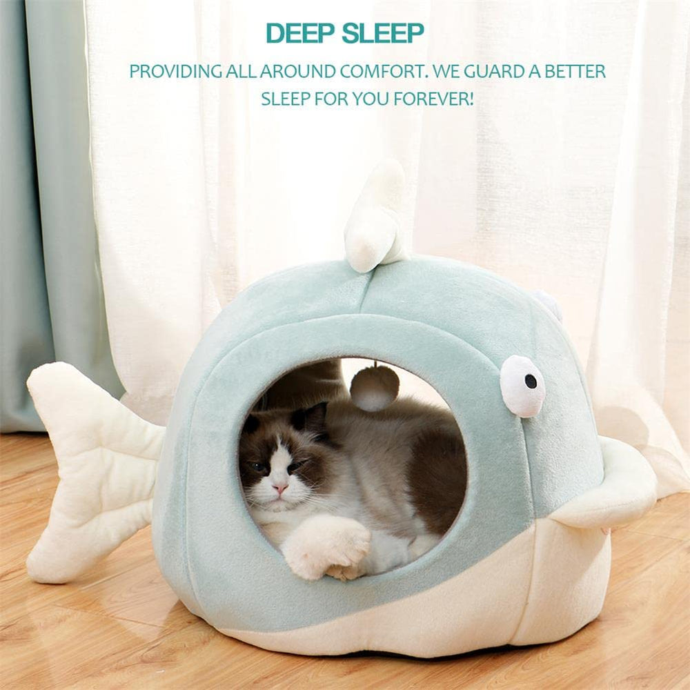 Lcybem cat bed soft plush material delivers luxurious warmth and snuggling softness.