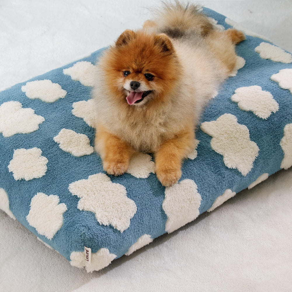 LE SURE bed fits kennels, crates, and indoor/outdoor use.