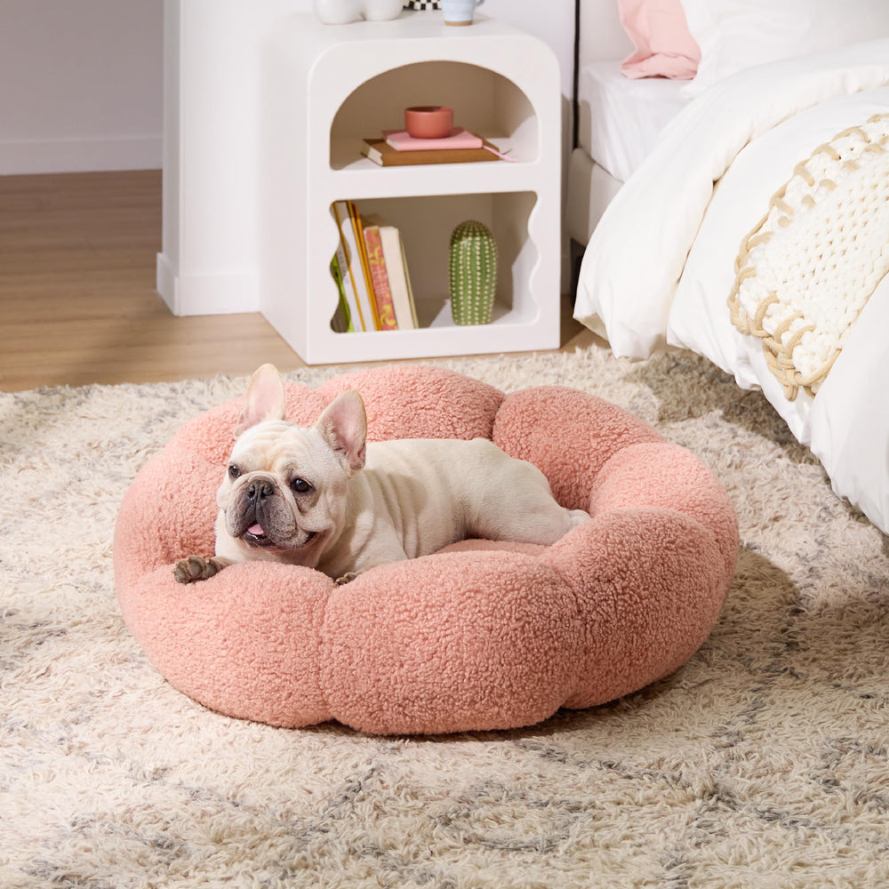 LE SURE Machine-Washable Pet Bed Makes Cleaning Quick and Easy.
