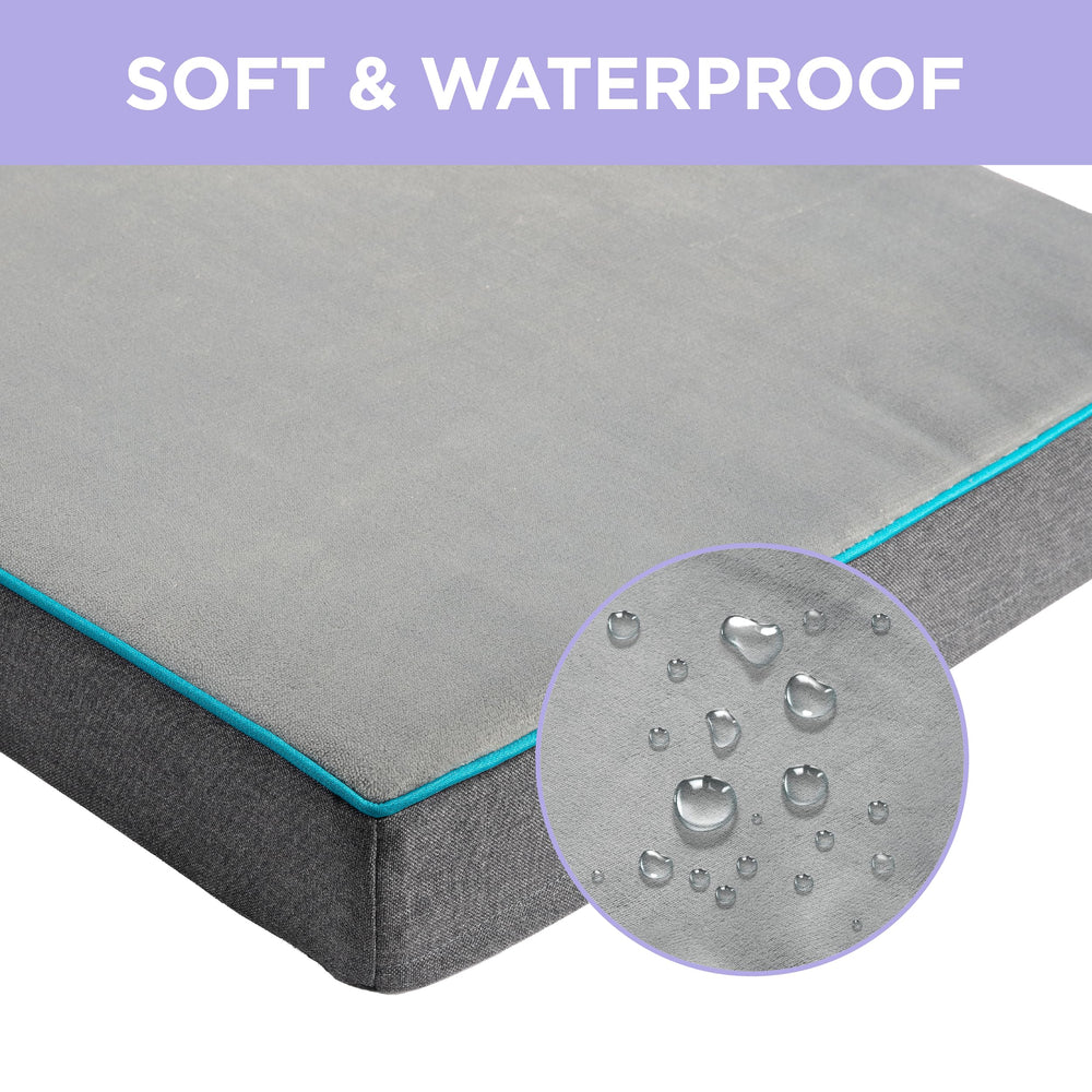 LE SURE cover features non-slip dots to keep bed in place