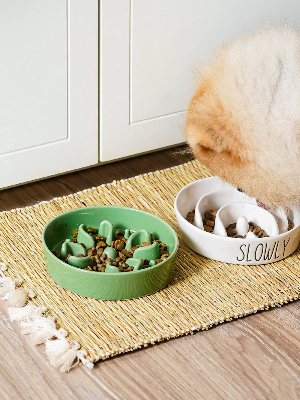LE TAUCI top view reveals clover green puzzle bowl design.