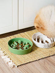 LE TAUCI top view reveals clover green puzzle bowl design.