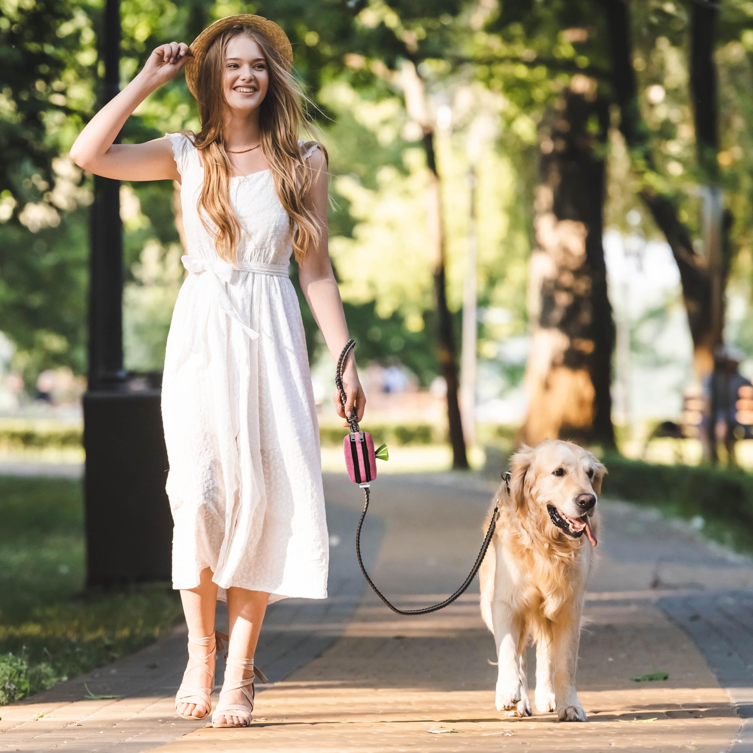 Leashrr 2.0 Colorado-based family brand emphasizes thoughtful walk accessories.