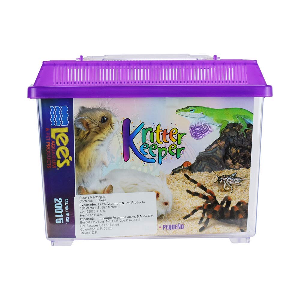 Lee's Kritter Keeper rectangle small ventilated lid promotes airflow.