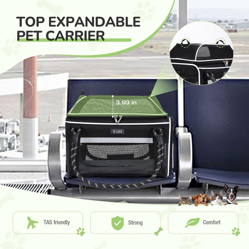 Lekereise expandable space carrier provides room for pets to stand and stretch during flights.