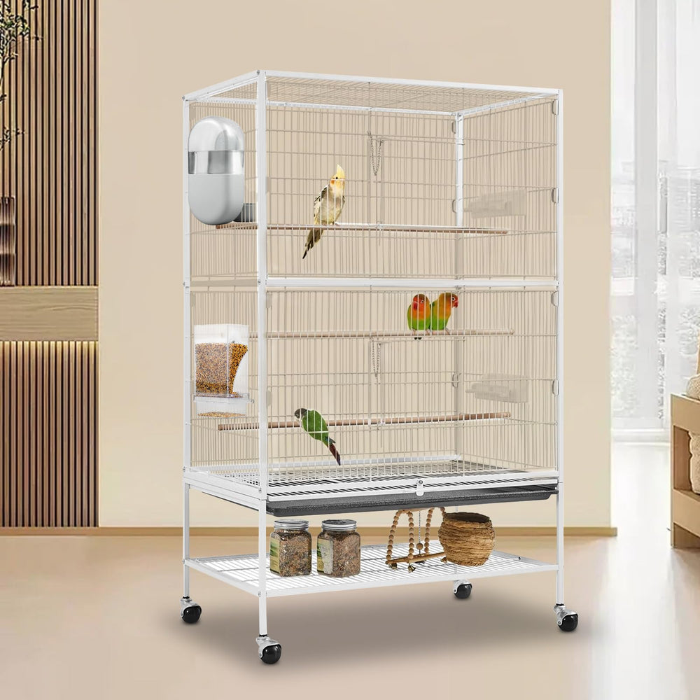 Lemtrflo gravity-fed design keeps cage clean and reduces spillages