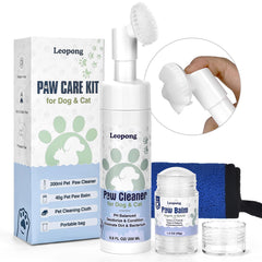 Leopong dog paw cleaner bottle demonstrates quick, gentle cleansing for dirty paws